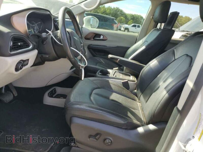 2019 Chrysler PACIFICA (VIN 2C4RC1EG8KR629346) — фото 7 из 13