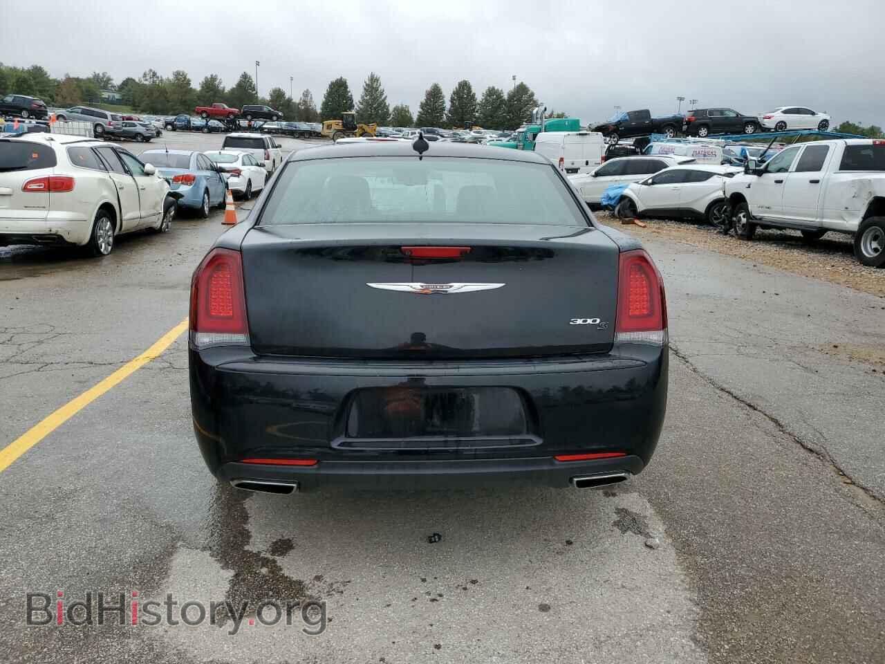 2018 CHRYSLER 300 - VIN: 2C3CCABG8JH313996 - Фото 6