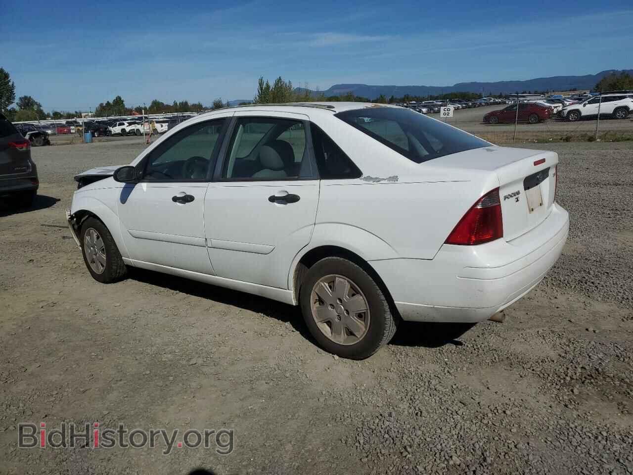 2006 FORD FOCUS - VIN: 1FAFP34NX6W146365 - Фото 2
