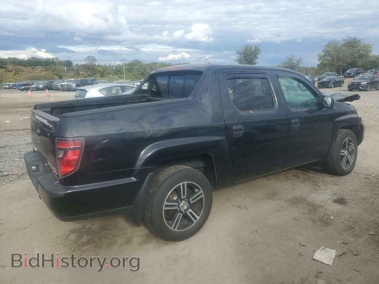2013 HONDA RIDGELINE - VIN: 5FPYK1F73DB018238 - Фото 3