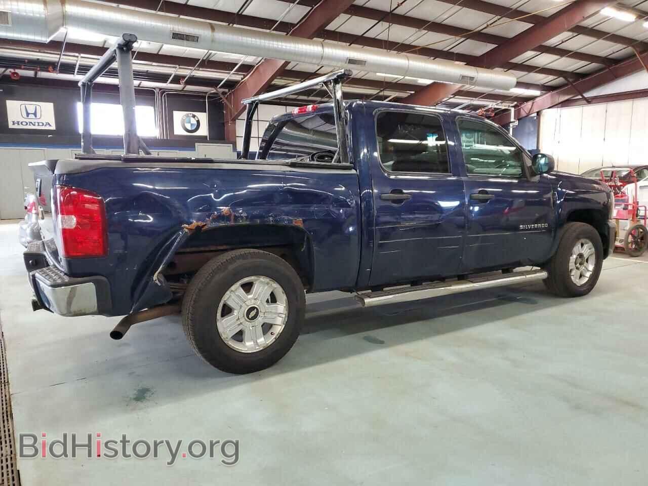 2011 CHEVROLET ALL Models - VIN: 3GCPKSE37BG138043 - Фото 3