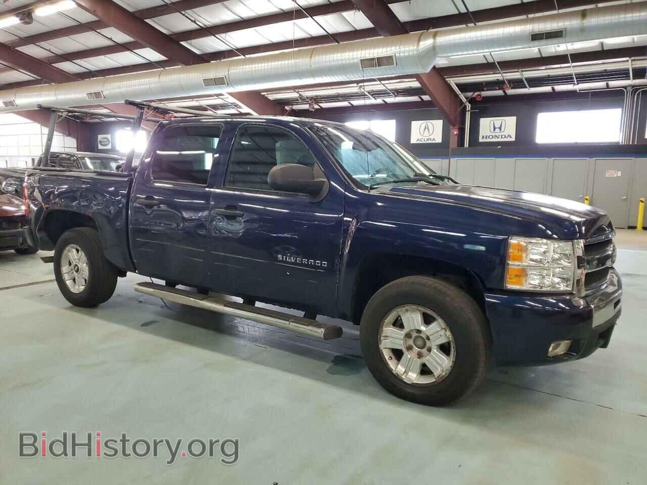 2011 CHEVROLET ALL Models - VIN: 3GCPKSE37BG138043 - Фото 4