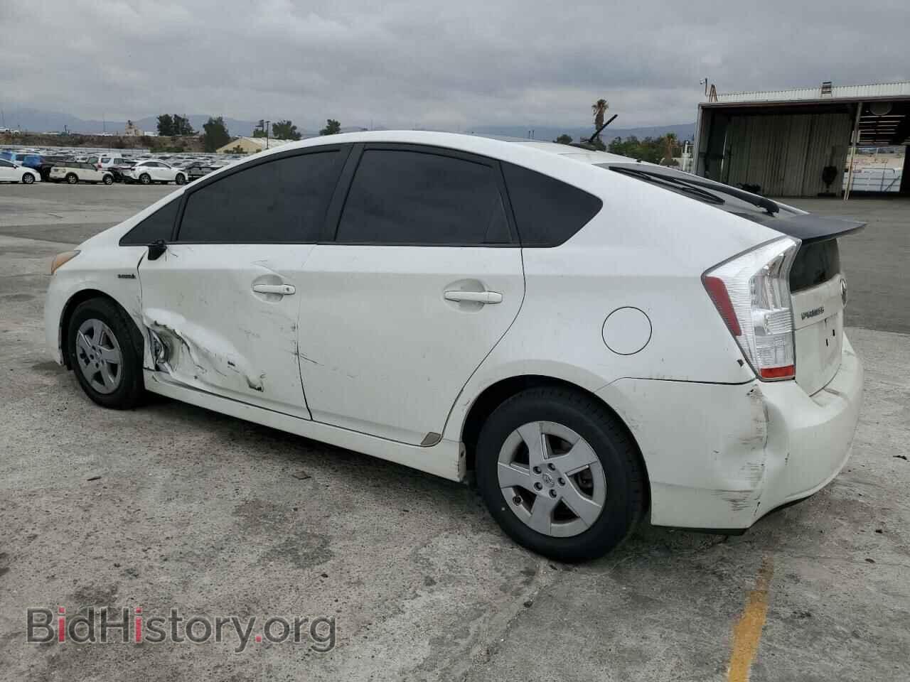 2011 TOYOTA PRIUS - VIN: JTDKN3DU4B0321423 - Фото 2