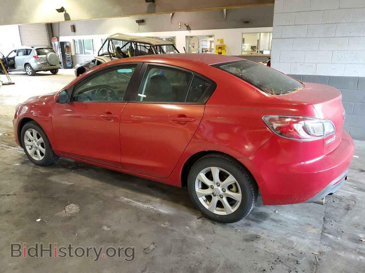 2011 MAZDA 3 - VIN: JM1BL1VG0B1478170 - Фото 2