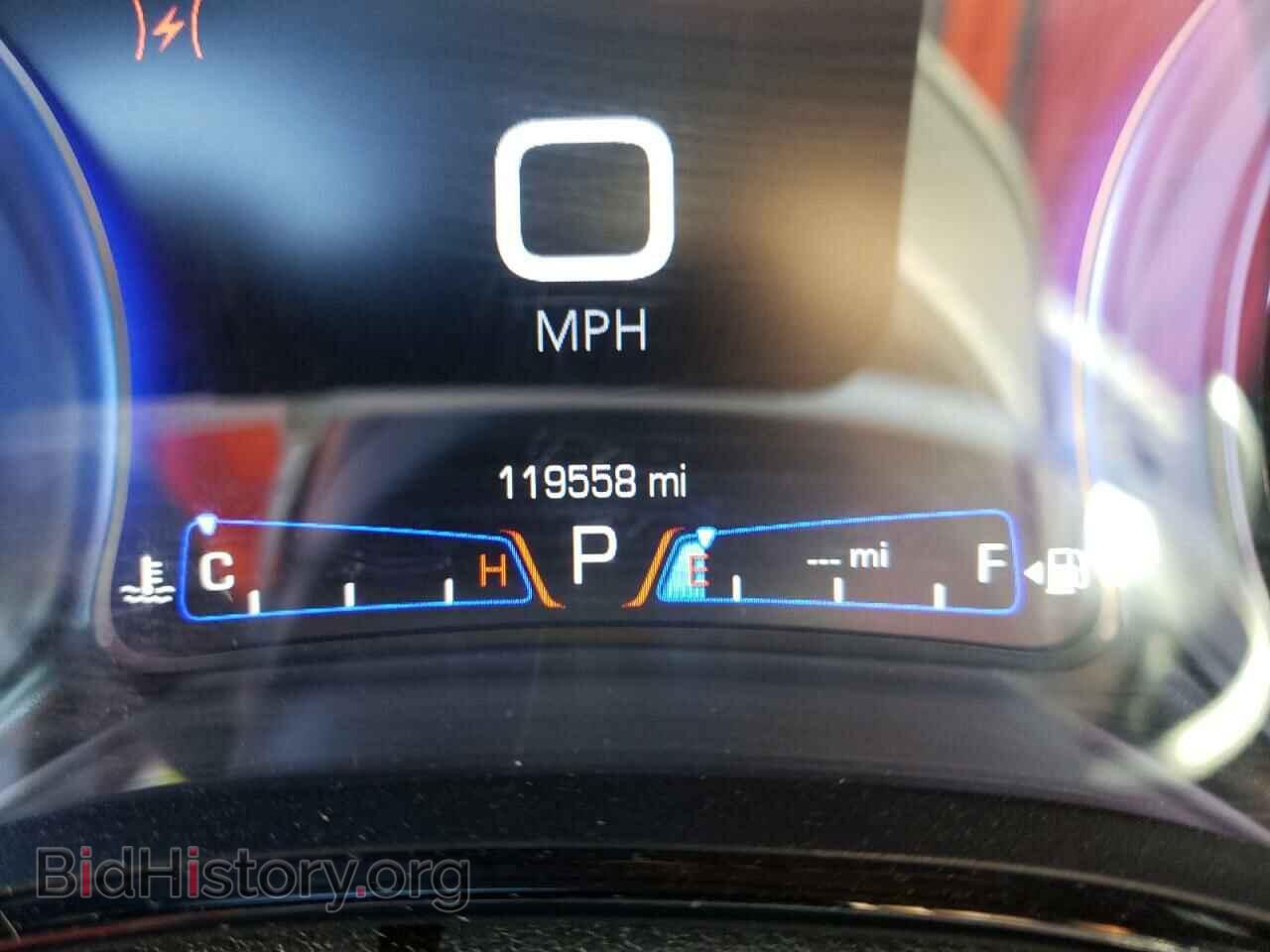 2016 CHRYSLER 300 - VIN: 2C3CCAGG0GH191409 - Фото 9