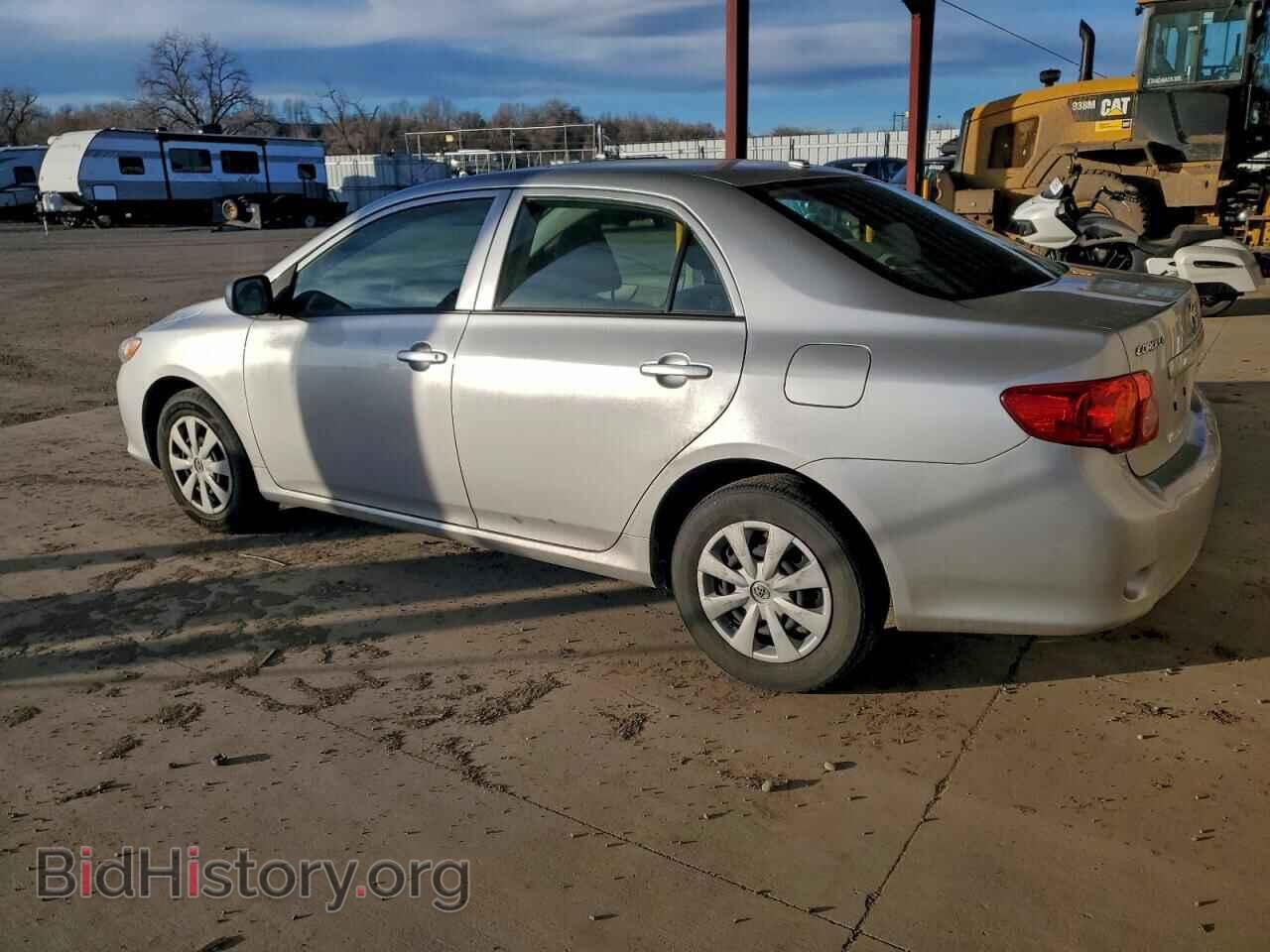 2010 TOYOTA COROLLA - VIN: JTDBU4EE8AJ070334 - Фото 2
