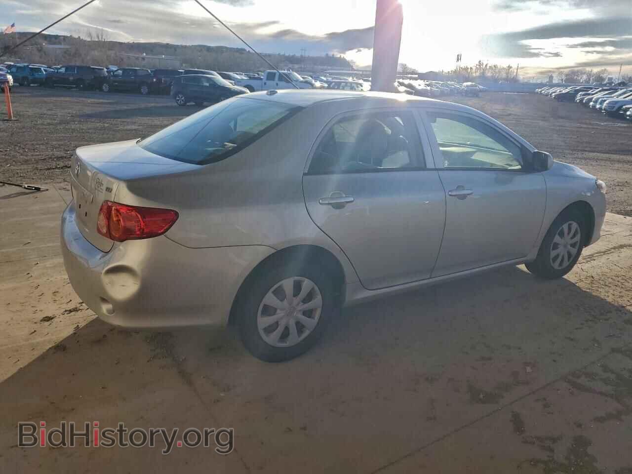 2010 TOYOTA COROLLA - VIN: JTDBU4EE8AJ070334 - Фото 3