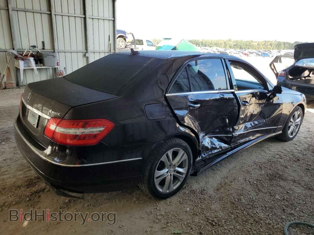 2011 MERCEDES-BENZ E-CLASS - VIN: WDDHF5GB1BA499786 - Фото 3