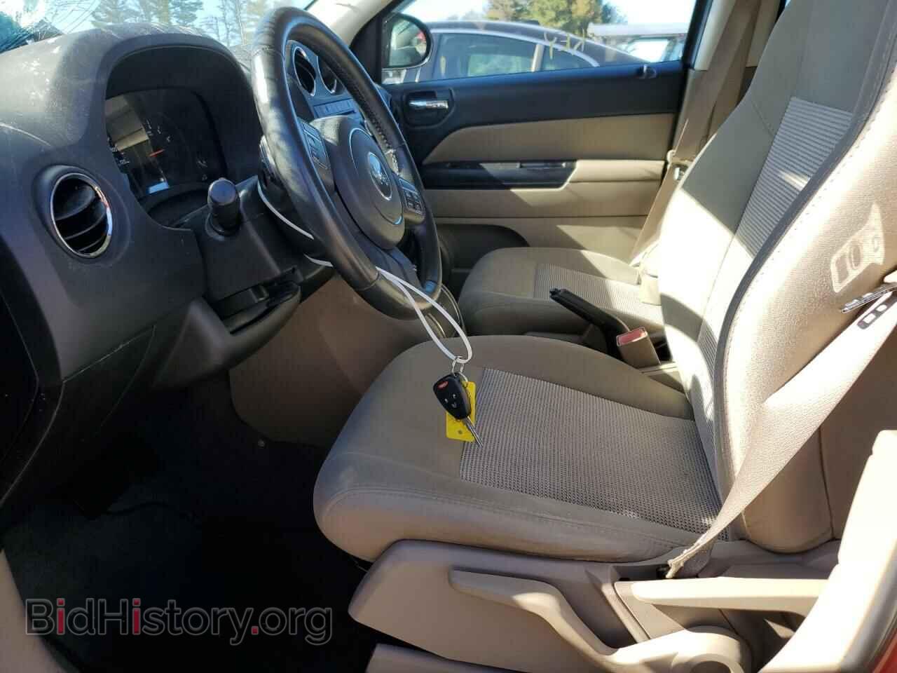 2012 JEEP COMPASS - VIN: 1C4NJDEB5CD524777 - Photo 7