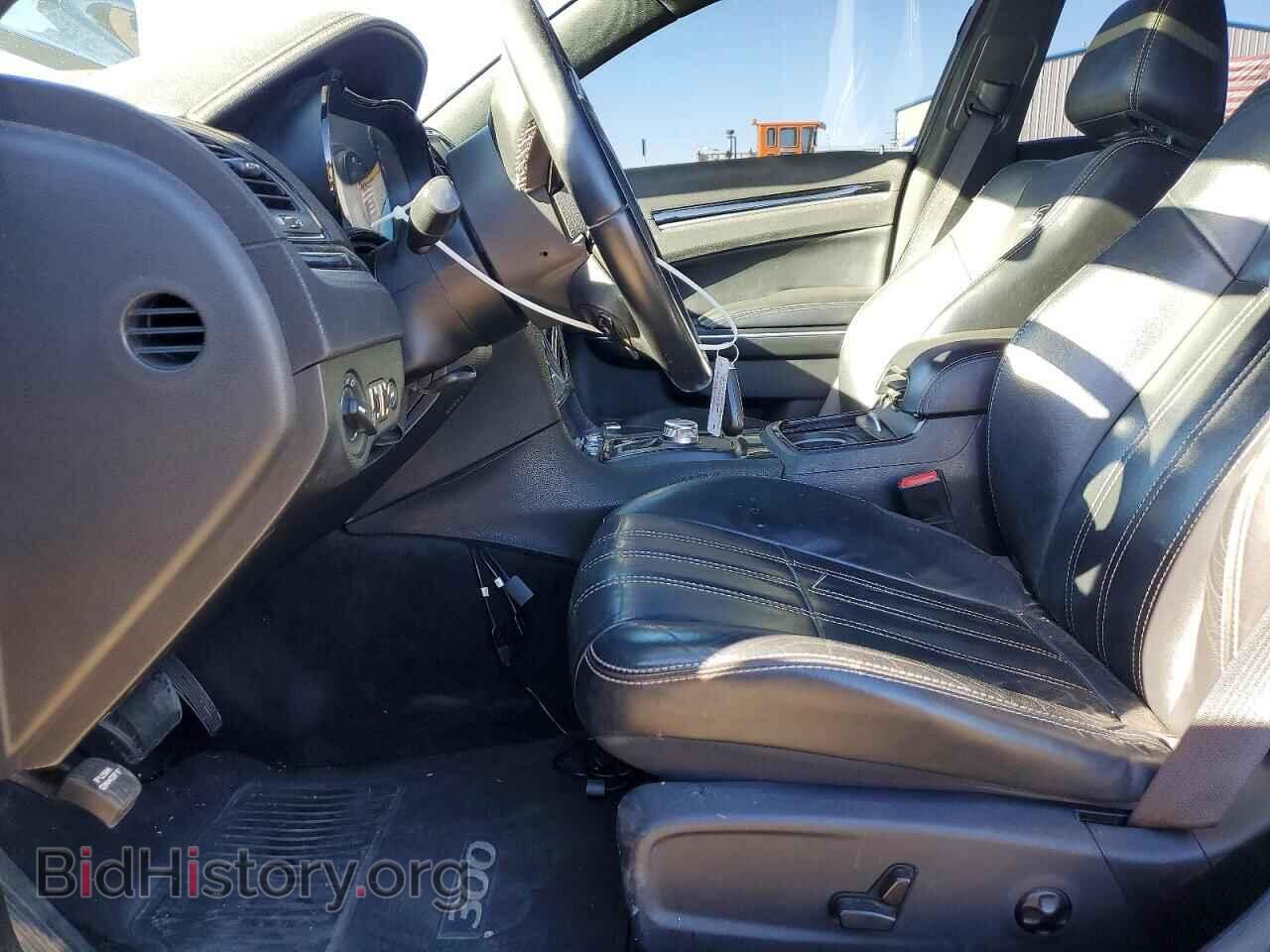 2017 CHRYSLER 300 - VIN: 2C3CCABG0HH506329 - Фото 7
