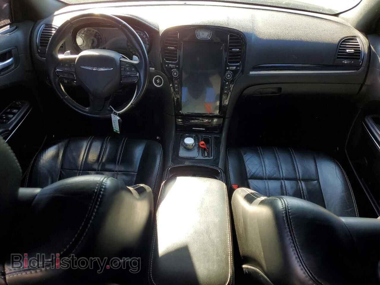 2017 CHRYSLER 300 - VIN: 2C3CCABG0HH506329 - Фото 8