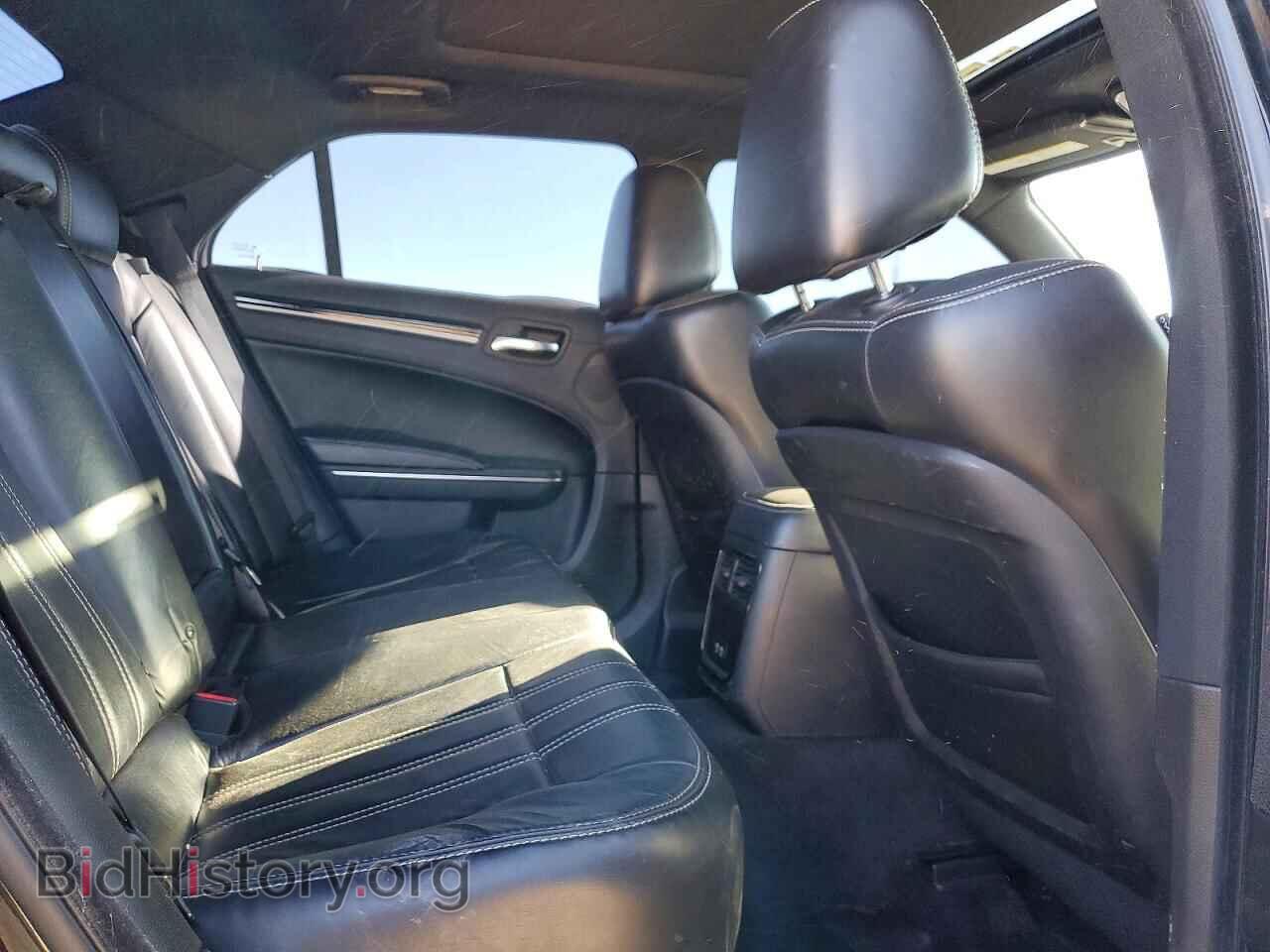 2017 CHRYSLER 300 - VIN: 2C3CCABG0HH506329 - Фото 10