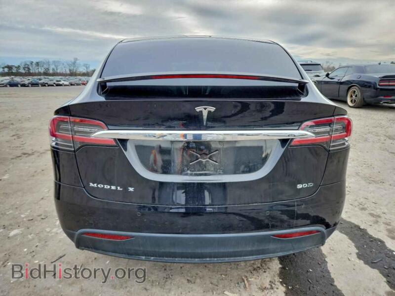 2016 Tesla MODEL X (VIN 5YJXCBE28GF014641) — фото 6 из 13