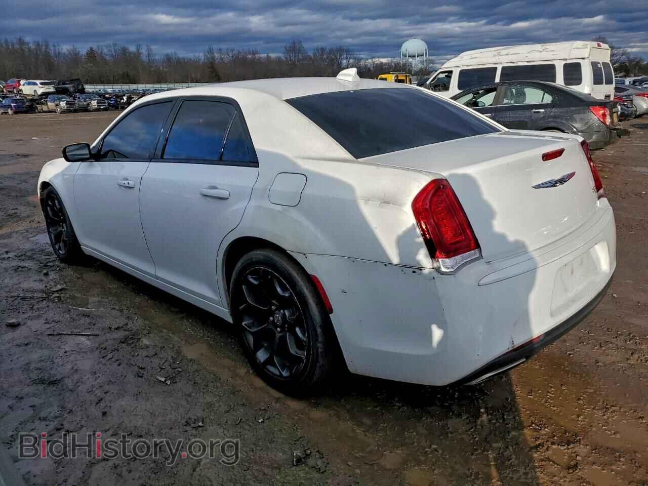 2020 CHRYSLER 300 - VIN: 2C3CCABG1LH158646 - Фото 2