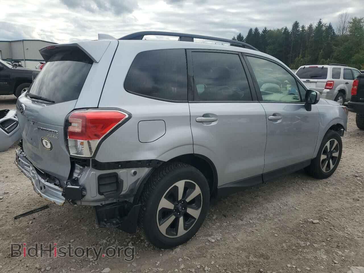 2017 SUBARU FORESTER - VIN: JF2SJAGC8HH595092 - Фото 3