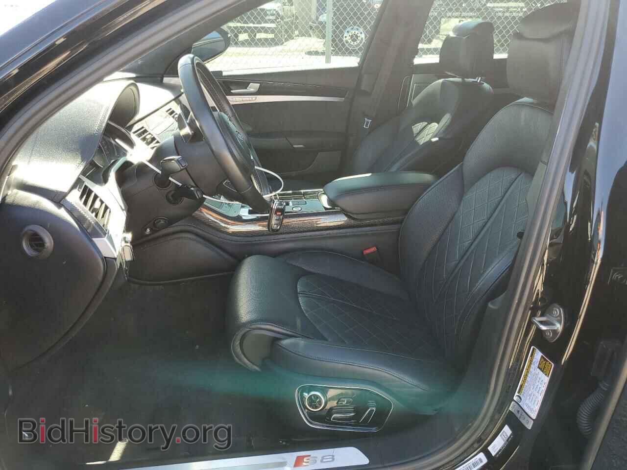 2017 AUDI S8 - VIN: WUAJ5AFD1HN900851 - Photo 7