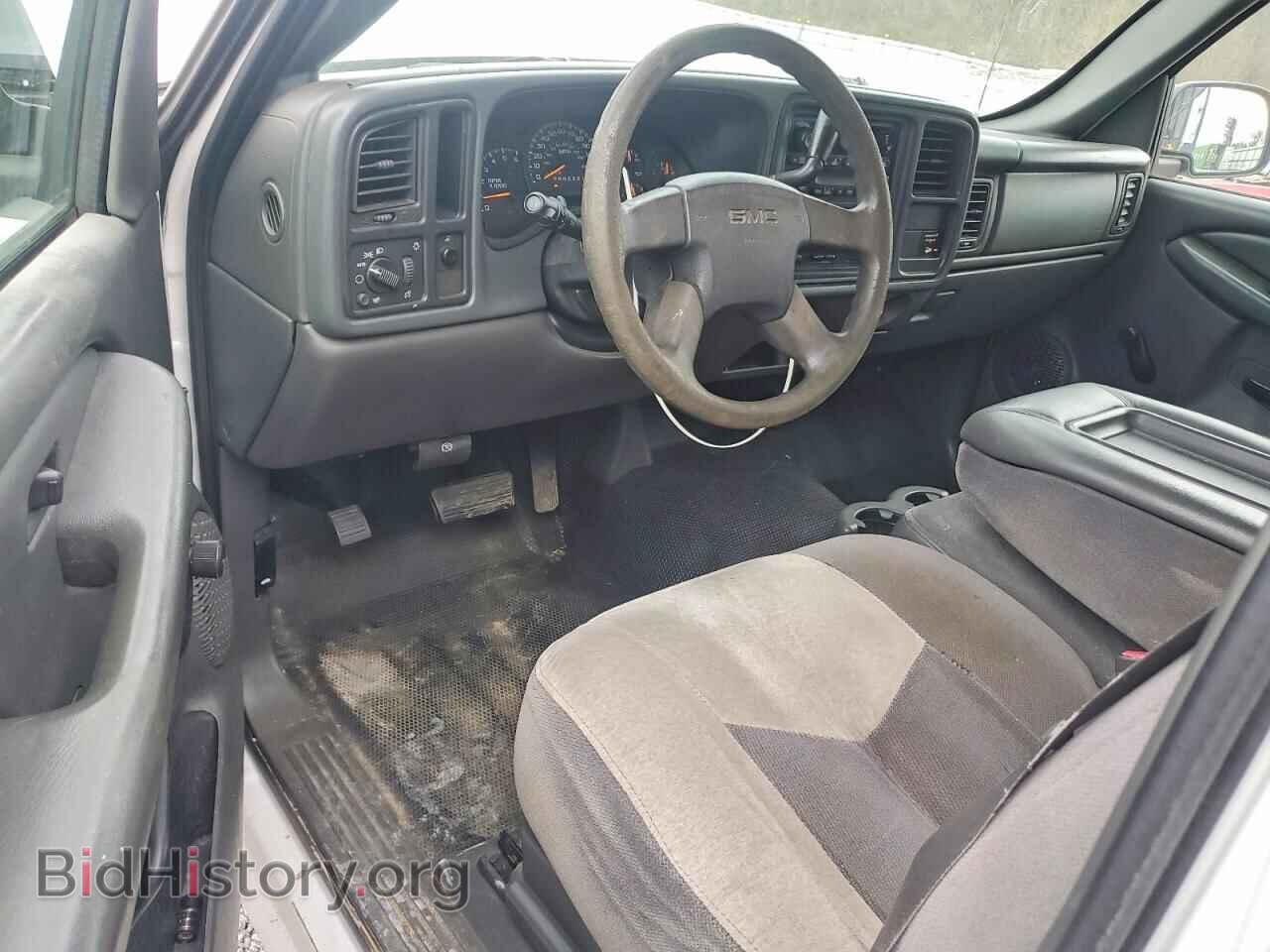 2006 GMC All Models - VIN: 1GTHC24U86E239732 - Photo 8