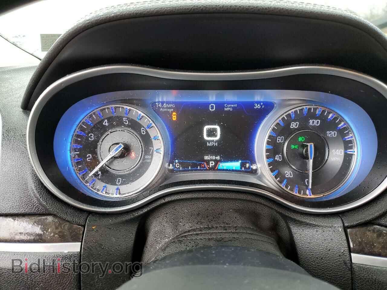 2018 CHRYSLER 300 - VIN: 2C3CCAKG2JH165117 - Фото 9