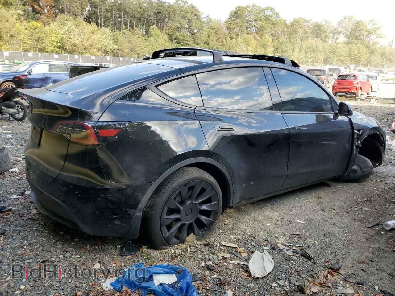2023 TESLA MODEL Y - VIN: 7SAYGDEEXPA025817 - Photo 3