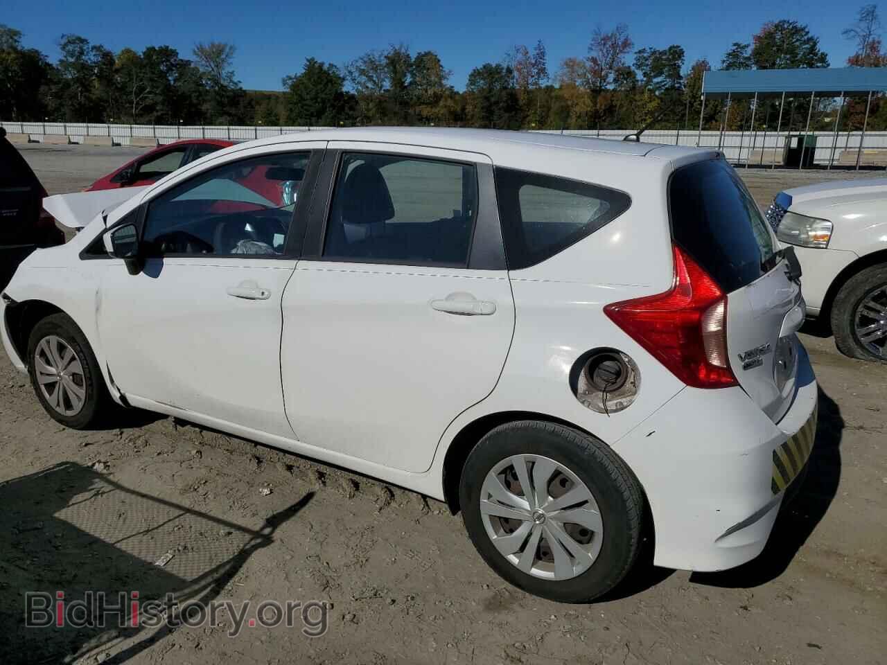 2017 NISSAN VERSA - VIN: 3N1CE2CP2HL355952 - Фото 2