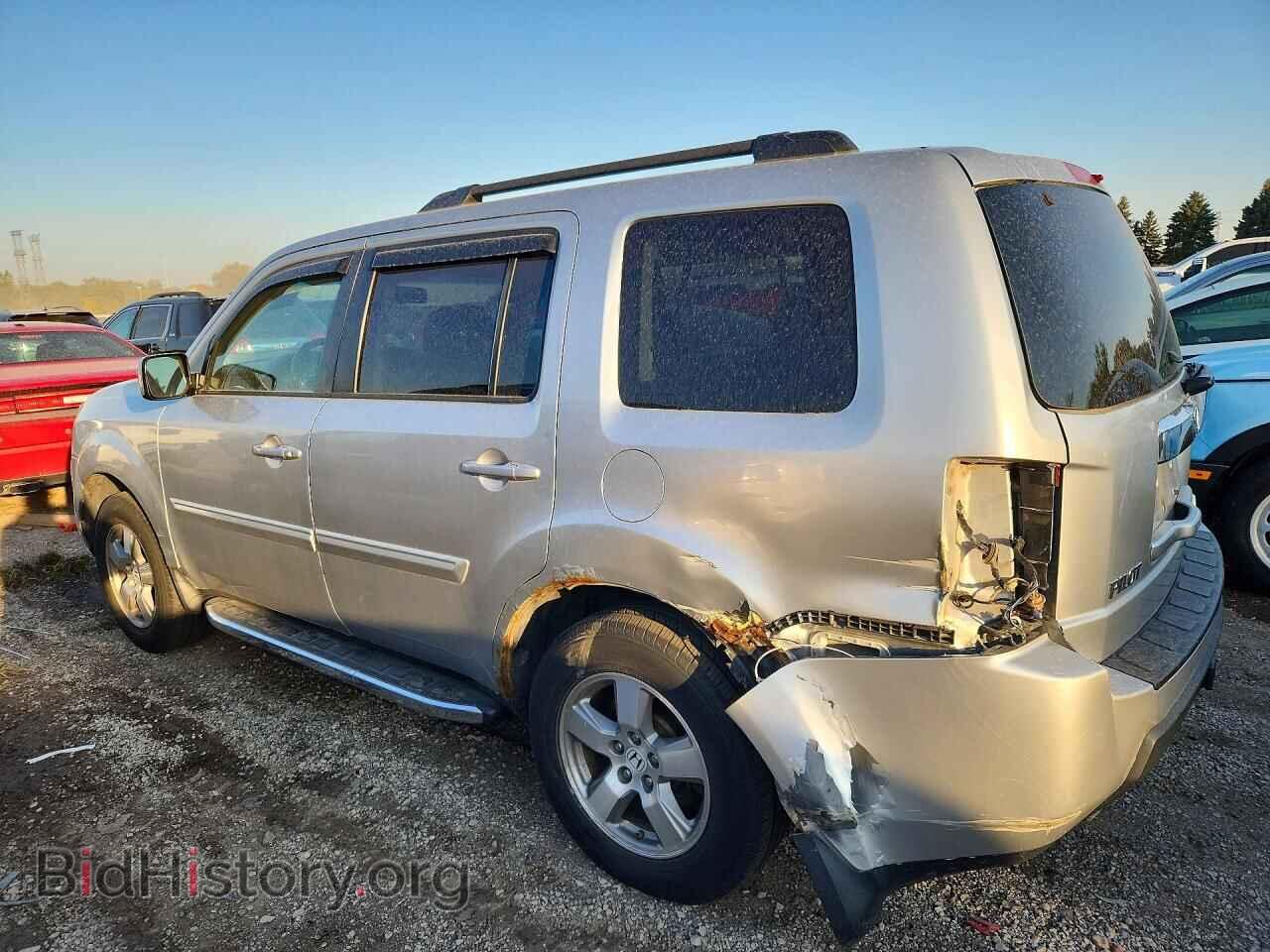 2010 Honda PILOT (VIN 5FNYF4H51AB004571) — фото 2 из 12
