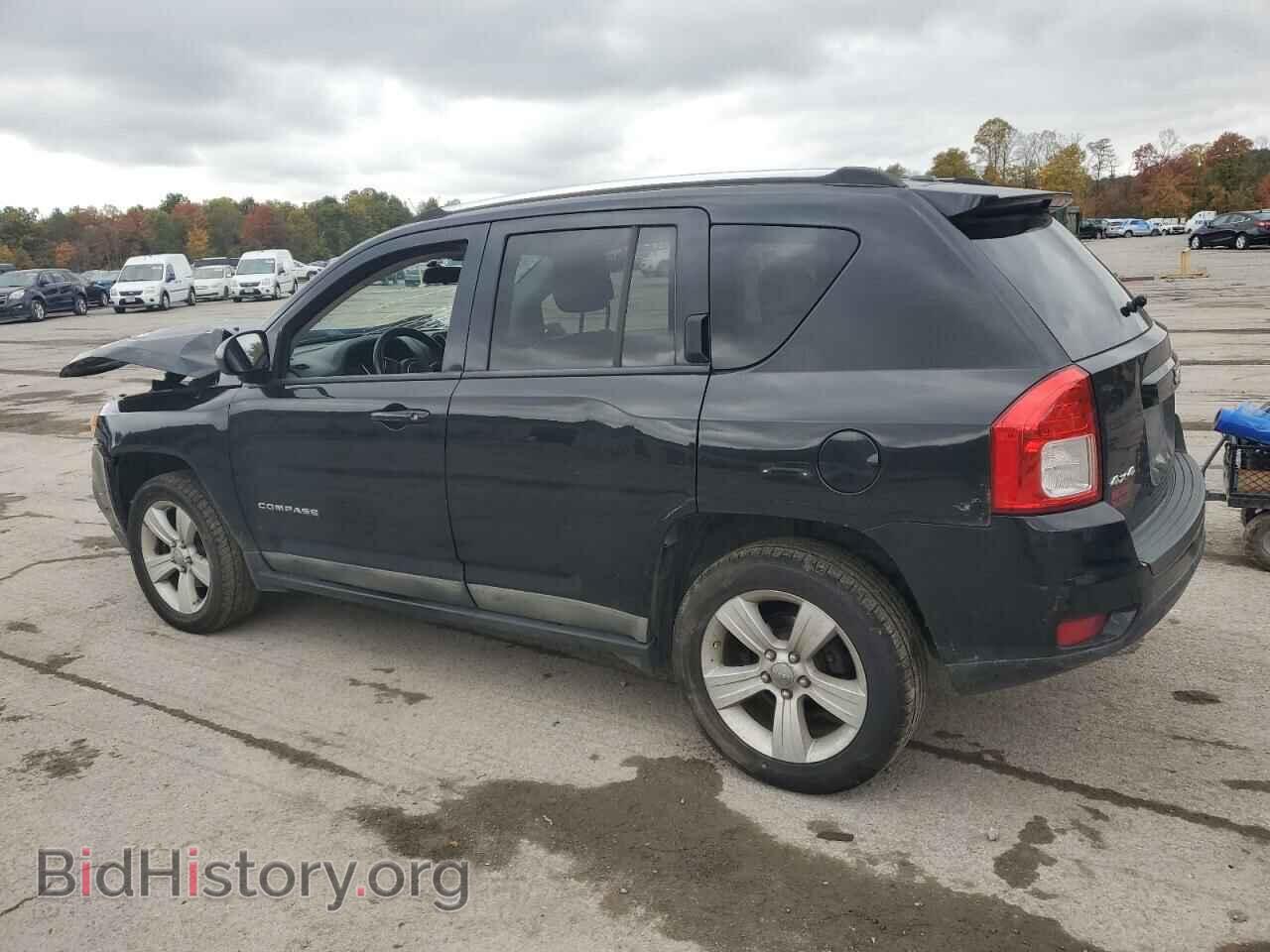 2011 JEEP COMPASS - VIN: 1J4NF1FB4BD150153 - Photo 2