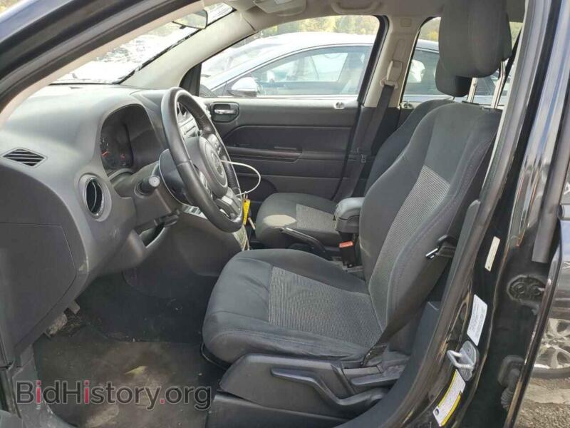 2011 Jeep COMPASS (VIN 1J4NF1FB4BD150153) — photo 7 of 12