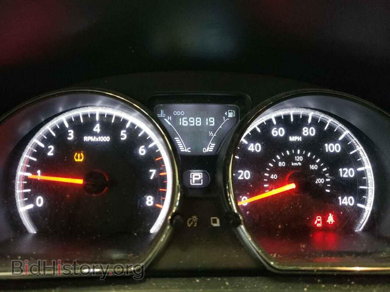 2017 NISSAN VERSA - VIN: 3N1CN7AP3HL884875 - Фото 9