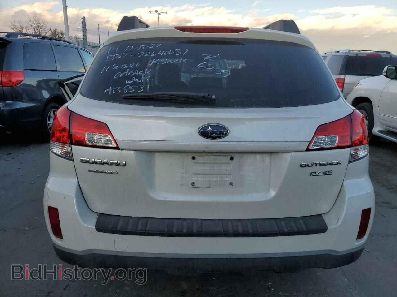 2011 SUBARU OUTBACK - VIN: 4S4BRBCC8B3431621 - Photo 6