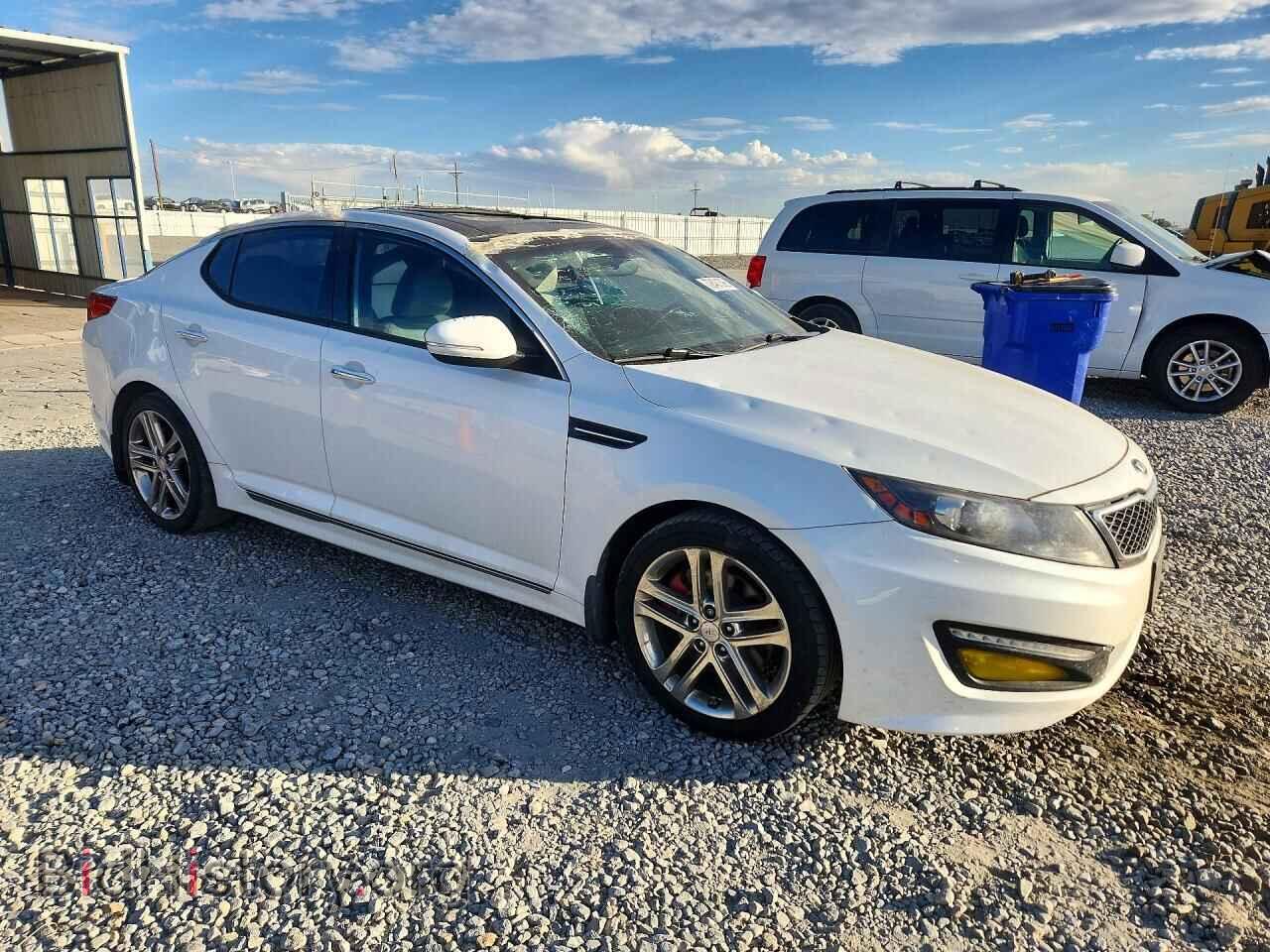 2013 KIA OPTIMA - VIN: 5XXGR4A61DG116679 - Photo 4