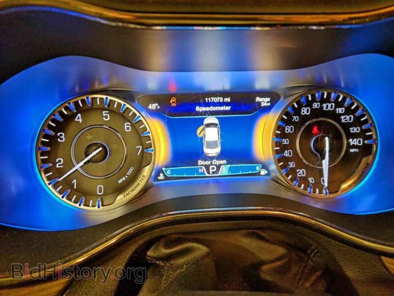 2015 Chrysler 200 (VIN 1C3CCCEG3FN547453) — фото 9 из 12