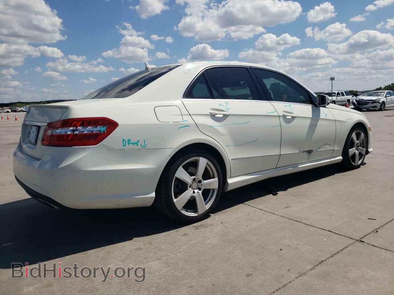 2011 MERCEDES-BENZ E-CLASS - VIN: WDDHF5GB2BA411165 - Фото 3