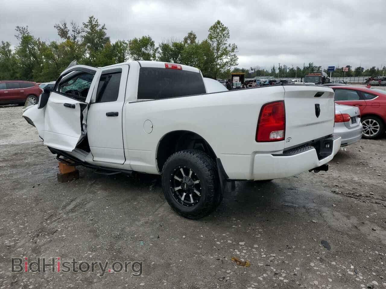2018 RAM 1500 - VIN: 1C6RR7FG8JS334509 - Фото 2