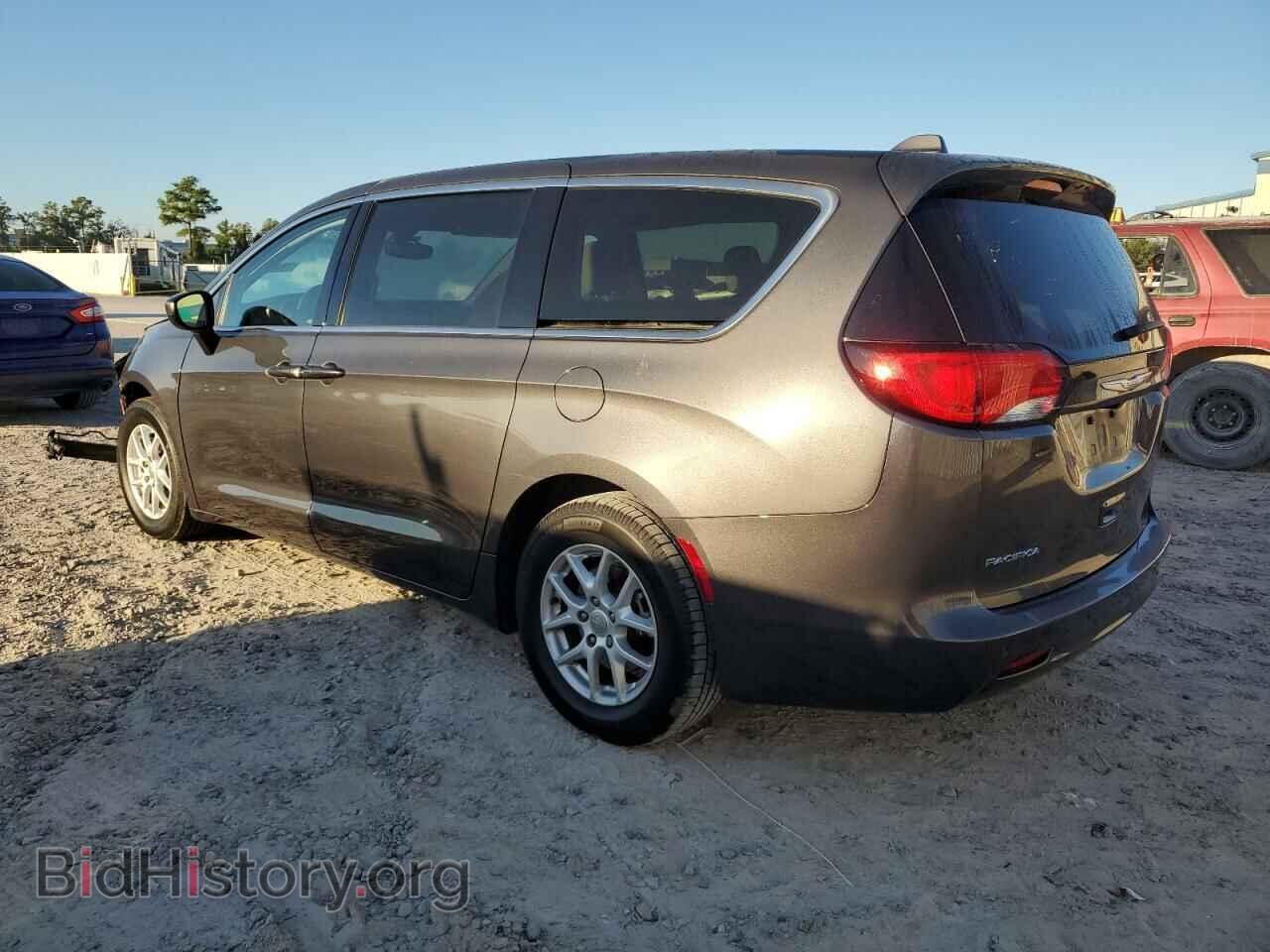 2017 CHRYSLER PACIFICA - VIN: 2C4RC1DG6HR551563 - Photo 2