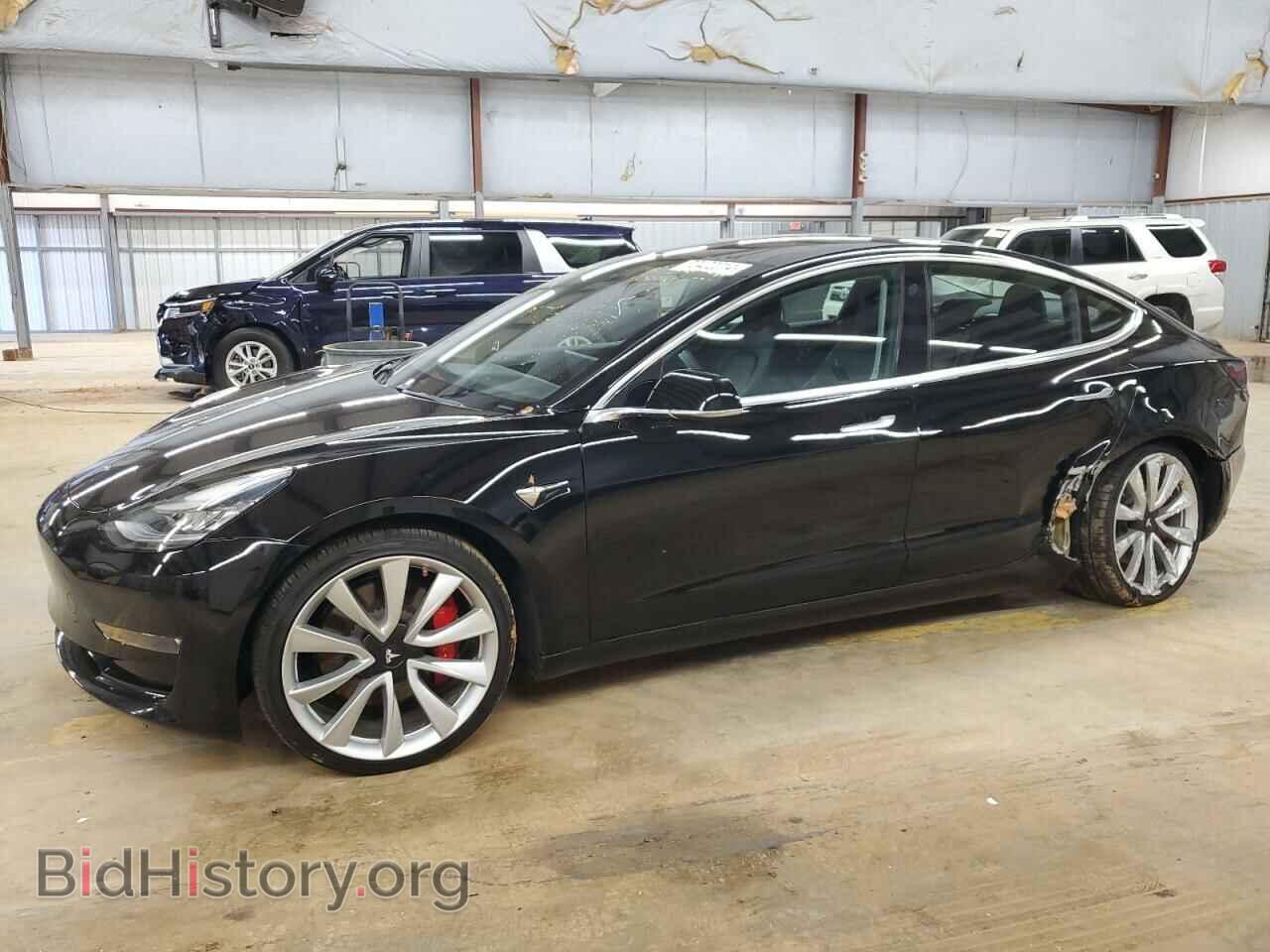 Фотография 5YJ3E1EB7JF082553 - TESLA MODEL 3 2018
