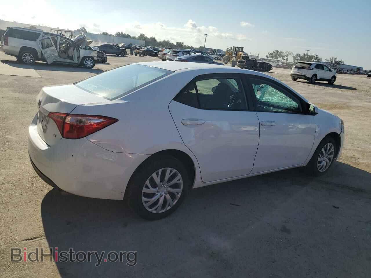 2017 TOYOTA COROLLA - VIN: 5YFBURHE6HP653340 - Фото 3
