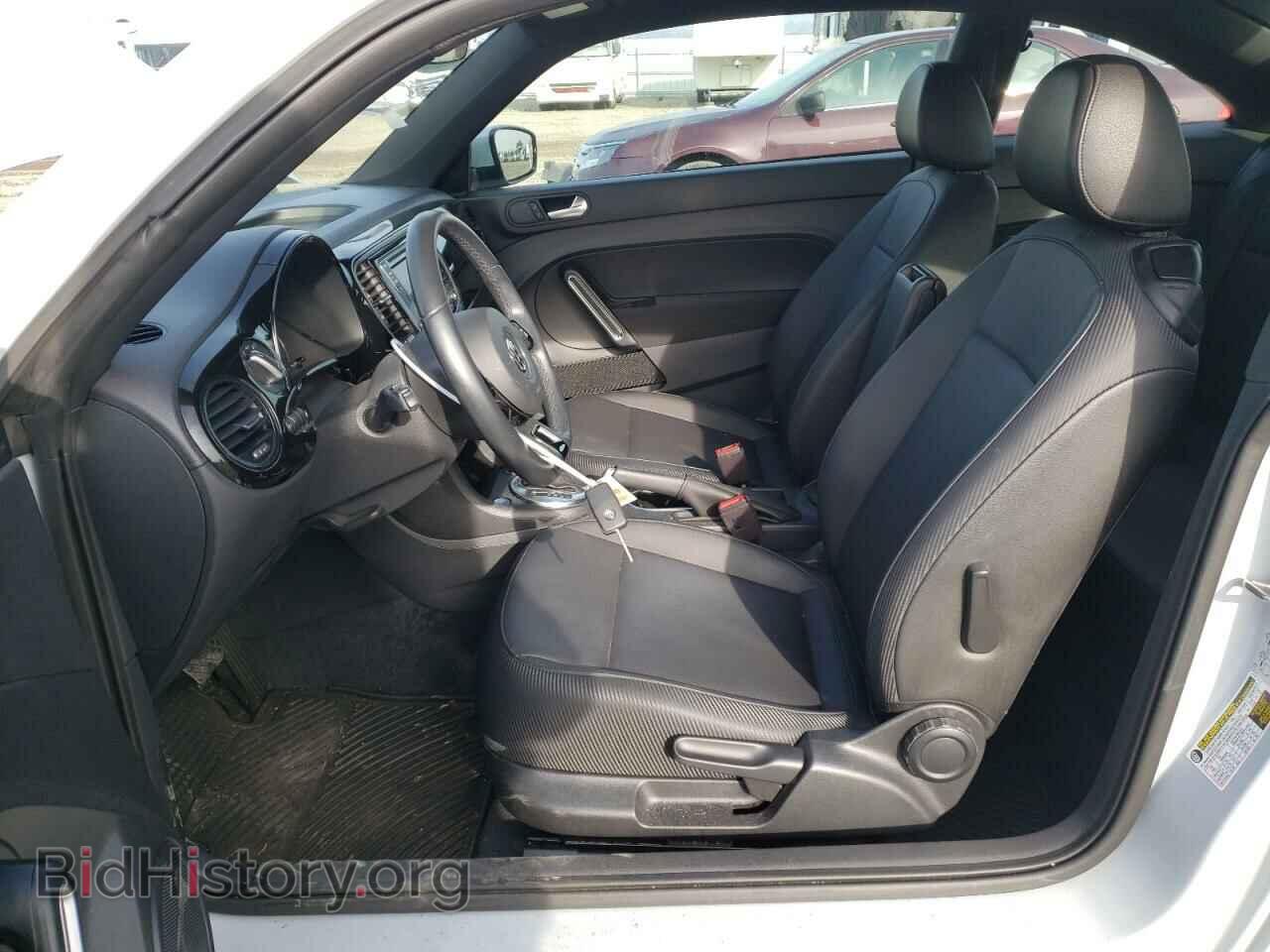 2018 VOLKSWAGEN BEETLE - VIN: 3VWFD7AT1JM725876 - Фото 7
