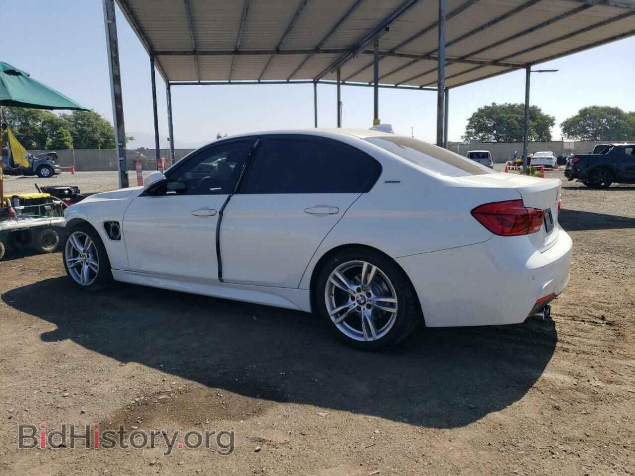 2018 BMW 3 SERIES - VIN: WBA8E1C5XJA167671 - Фото 2