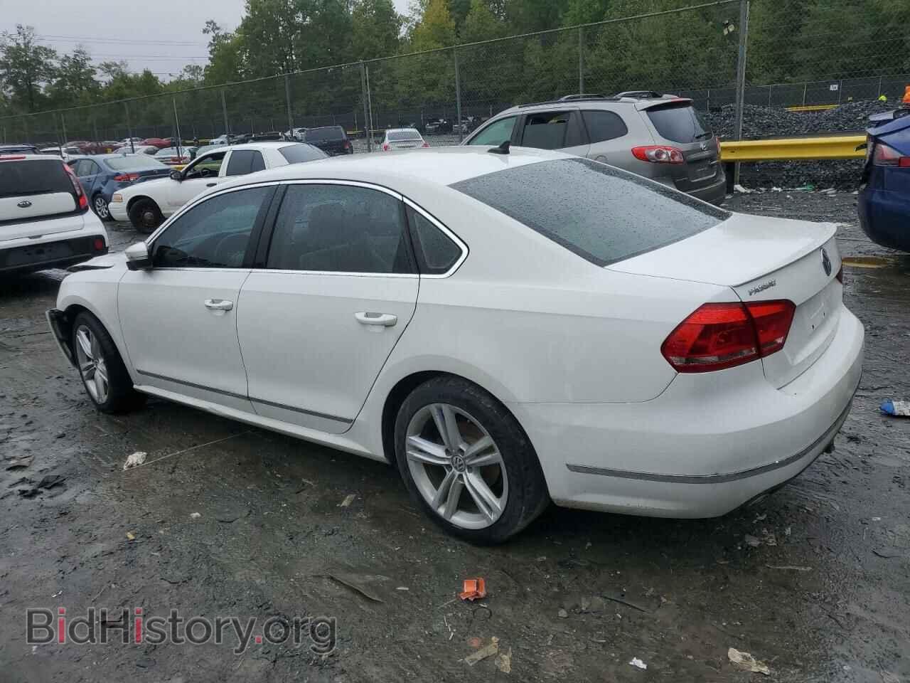 2015 VOLKSWAGEN PASSAT - VIN: 1VWCV7A33FC036835 - Фото 2