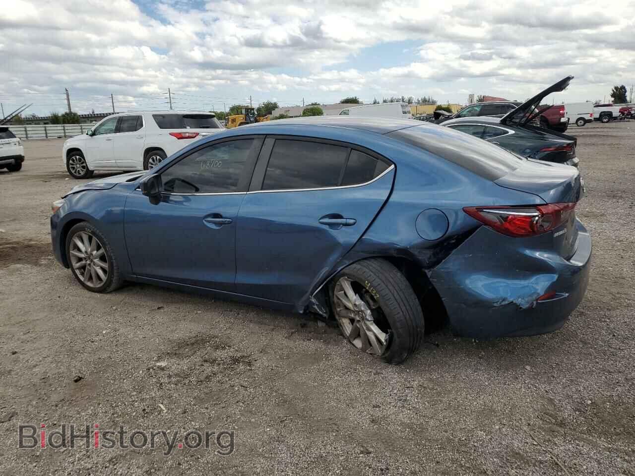2017 MAZDA 3 - VIN: 3MZBN1V70HM143767 - Фото 2