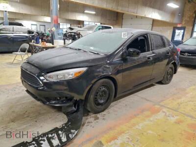2015 Ford FOCUS S, black — VIN 1FADP3E21FL268514, Copart