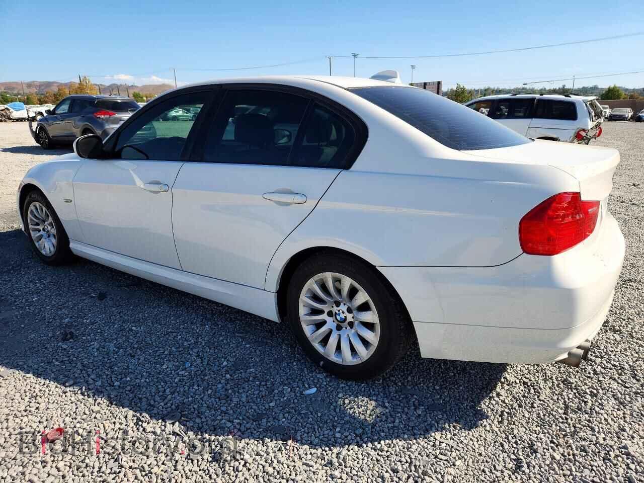 2009 BMW 3 SERIES - VIN: WBAPH57549NL79359 - Фото 2