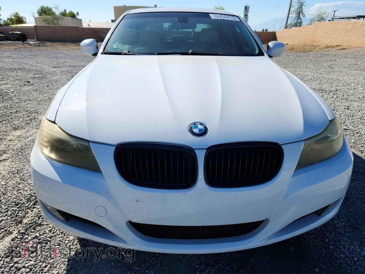 2009 BMW 3 SERIES - VIN: WBAPH57549NL79359 - Фото 5