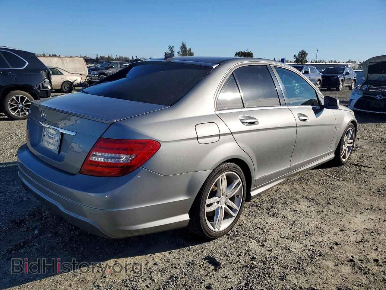 2012 MERCEDES-BENZ C-CLASS - VIN: WDDGF4HB2CR233832 - Фото 3