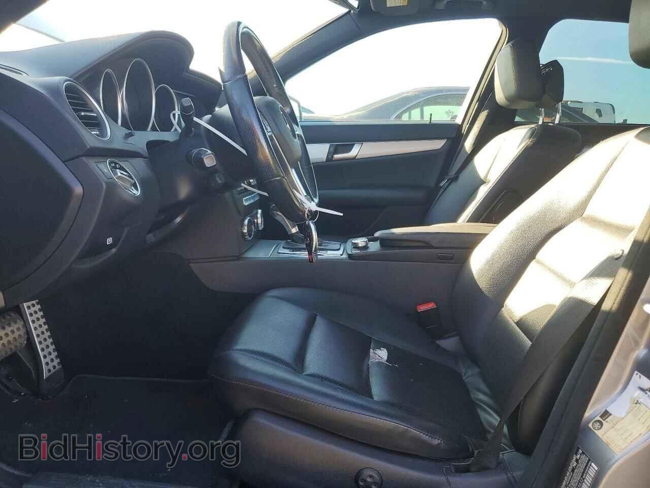 2012 MERCEDES-BENZ C-CLASS - VIN: WDDGF4HB2CR233832 - Фото 7
