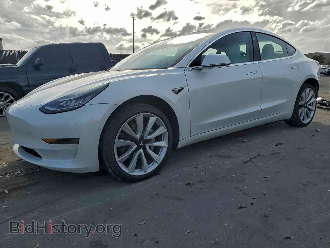 Photo 5YJ3E1EA1JF169601 - TESLA MODEL 3 2018