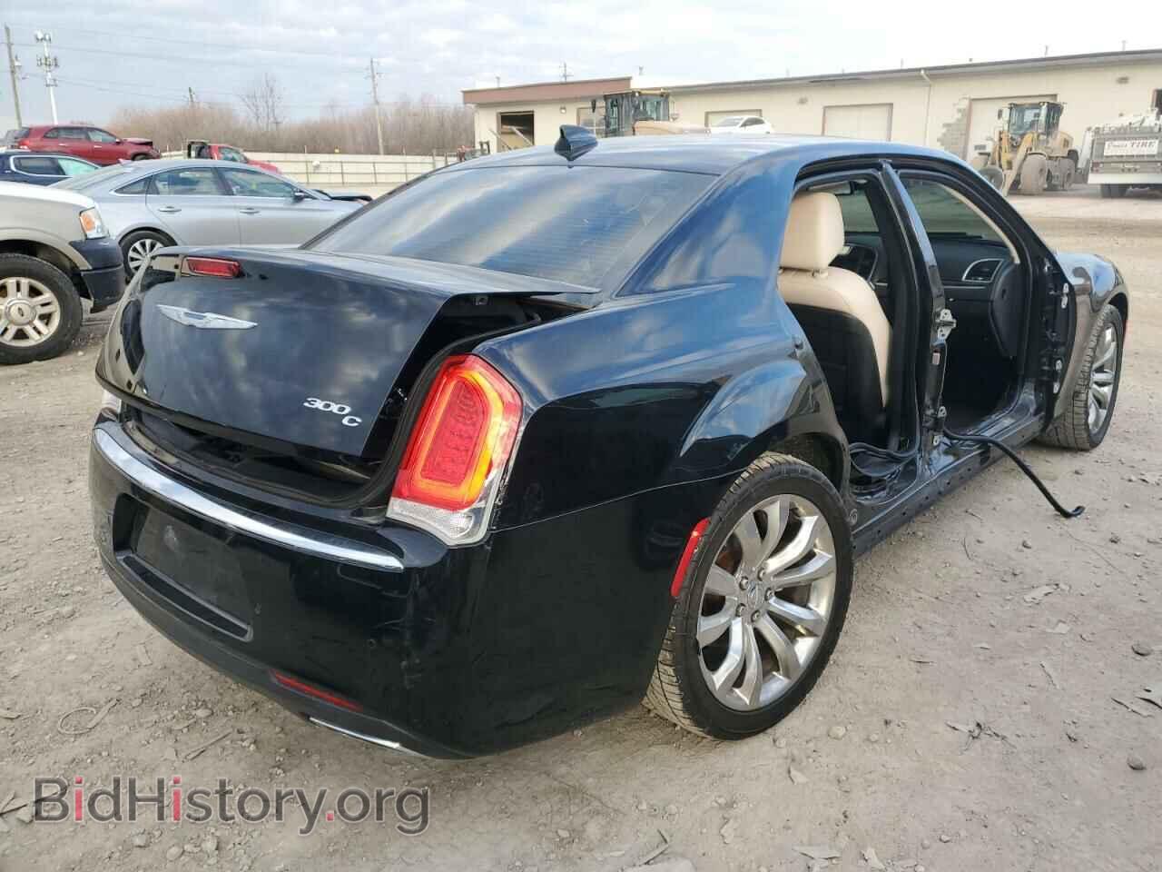 2017 CHRYSLER 300 - VIN: 2C3CCAET8HH585743 - Фото 3