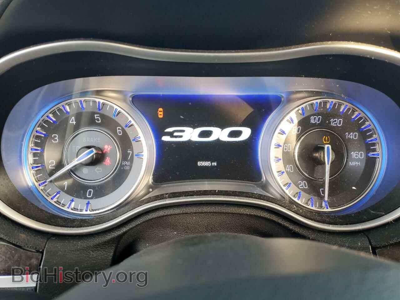 2017 CHRYSLER 300 - VIN: 2C3CCAET8HH585743 - Фото 9