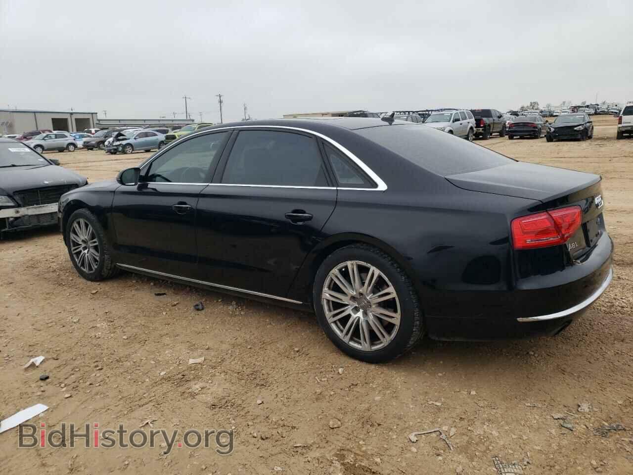 2011 AUDI A8 - VIN: WAURVAFD2BN005180 - Фото 2