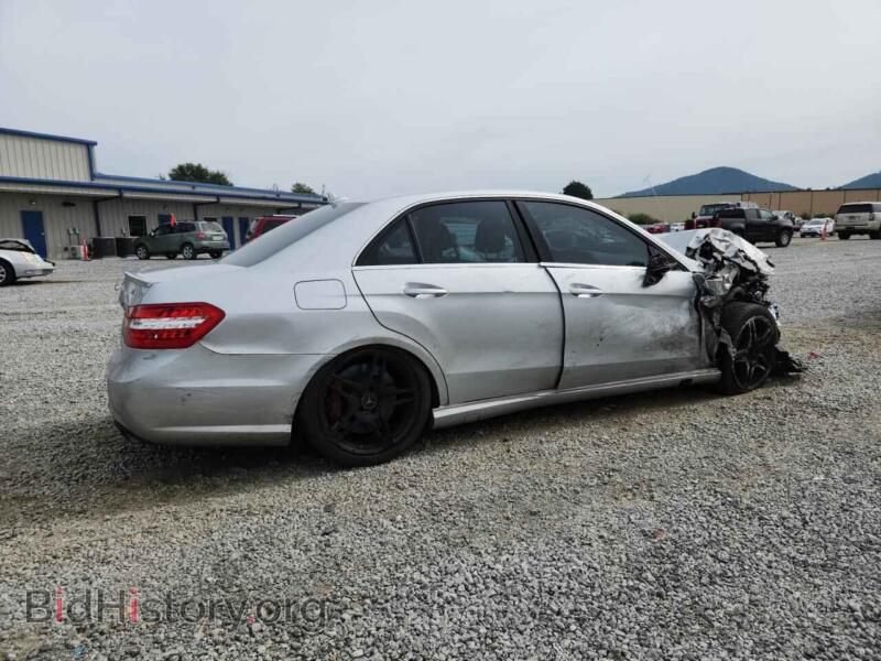 2012 Mercedes-Benz E-CLASS (VIN WDDHF7EB3CA626523) — фото 3 из 12